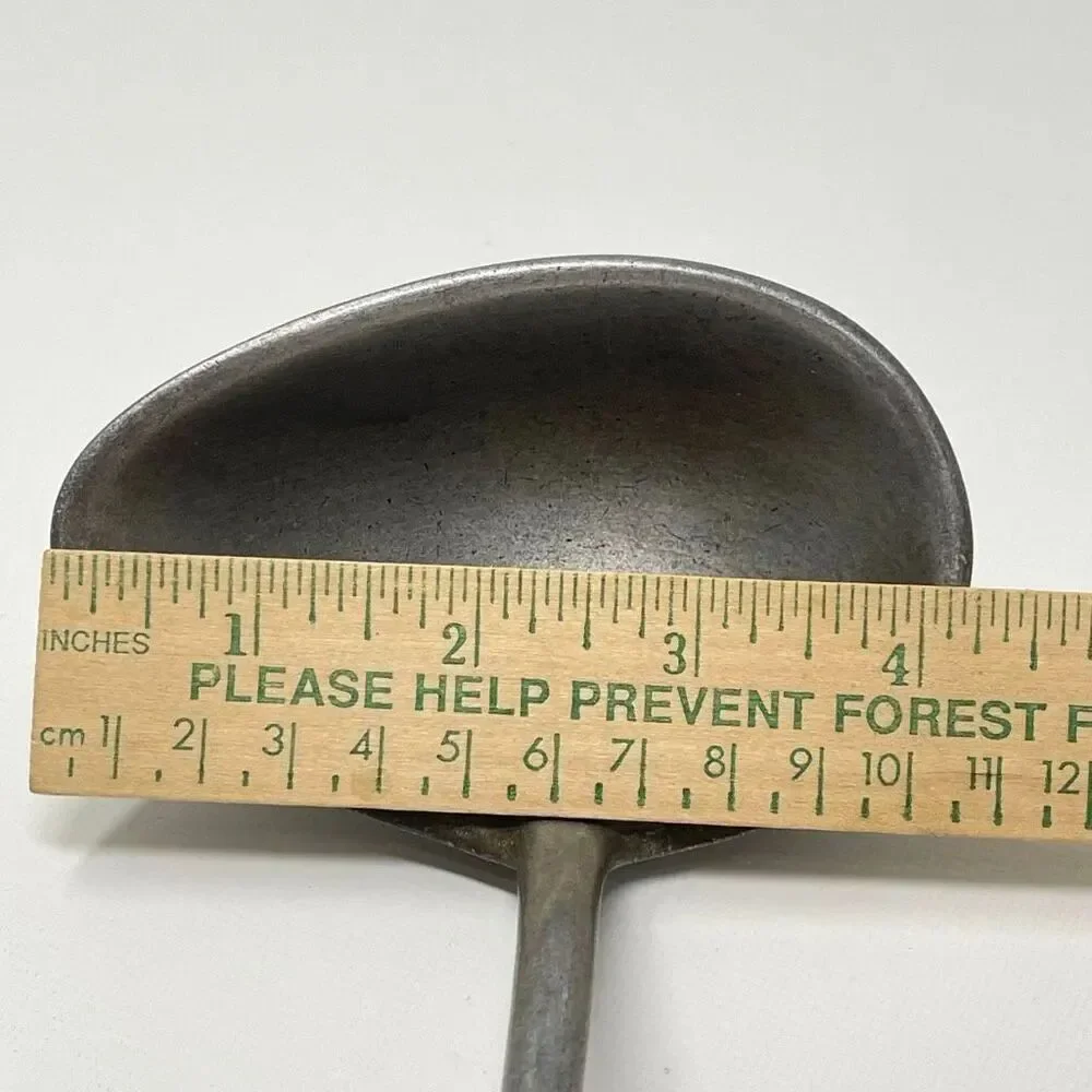Vintage Wagner Ware Cast Aluminum Sauce Soup Ladle Pourer 11.5” Teardrop Shape